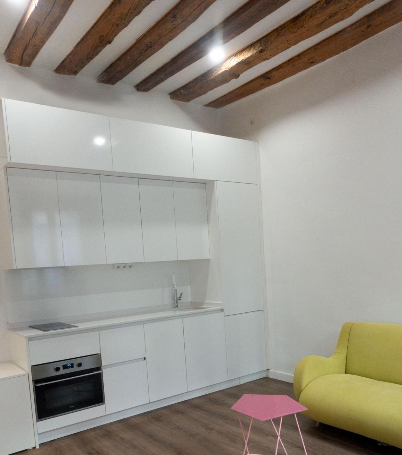Hortaleza 4, Preciso Estudio En Chueca Junto A La Gran Via De מדריד מראה חיצוני תמונה