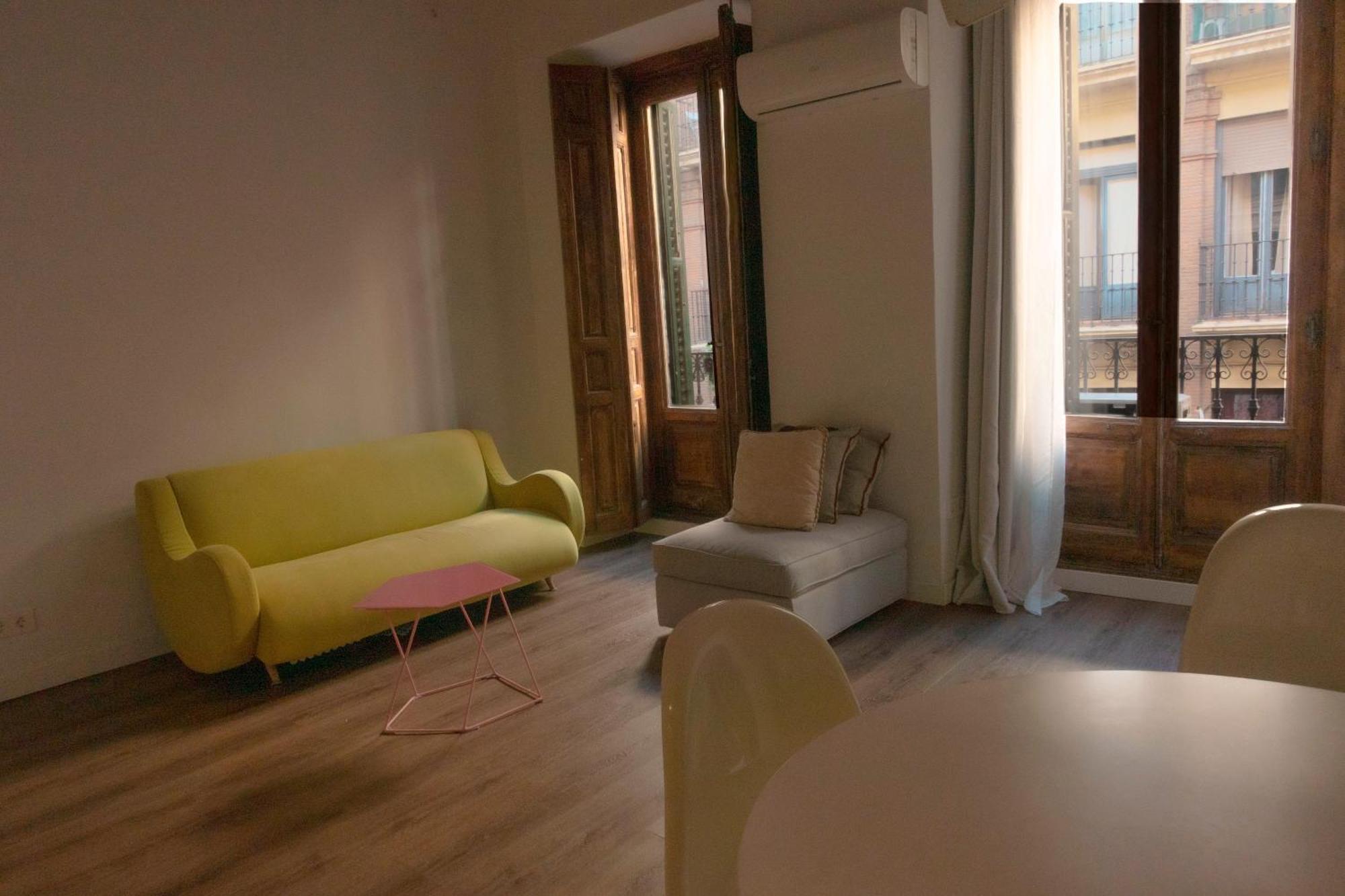 Hortaleza 4, Preciso Estudio En Chueca Junto A La Gran Via De מדריד מראה חיצוני תמונה